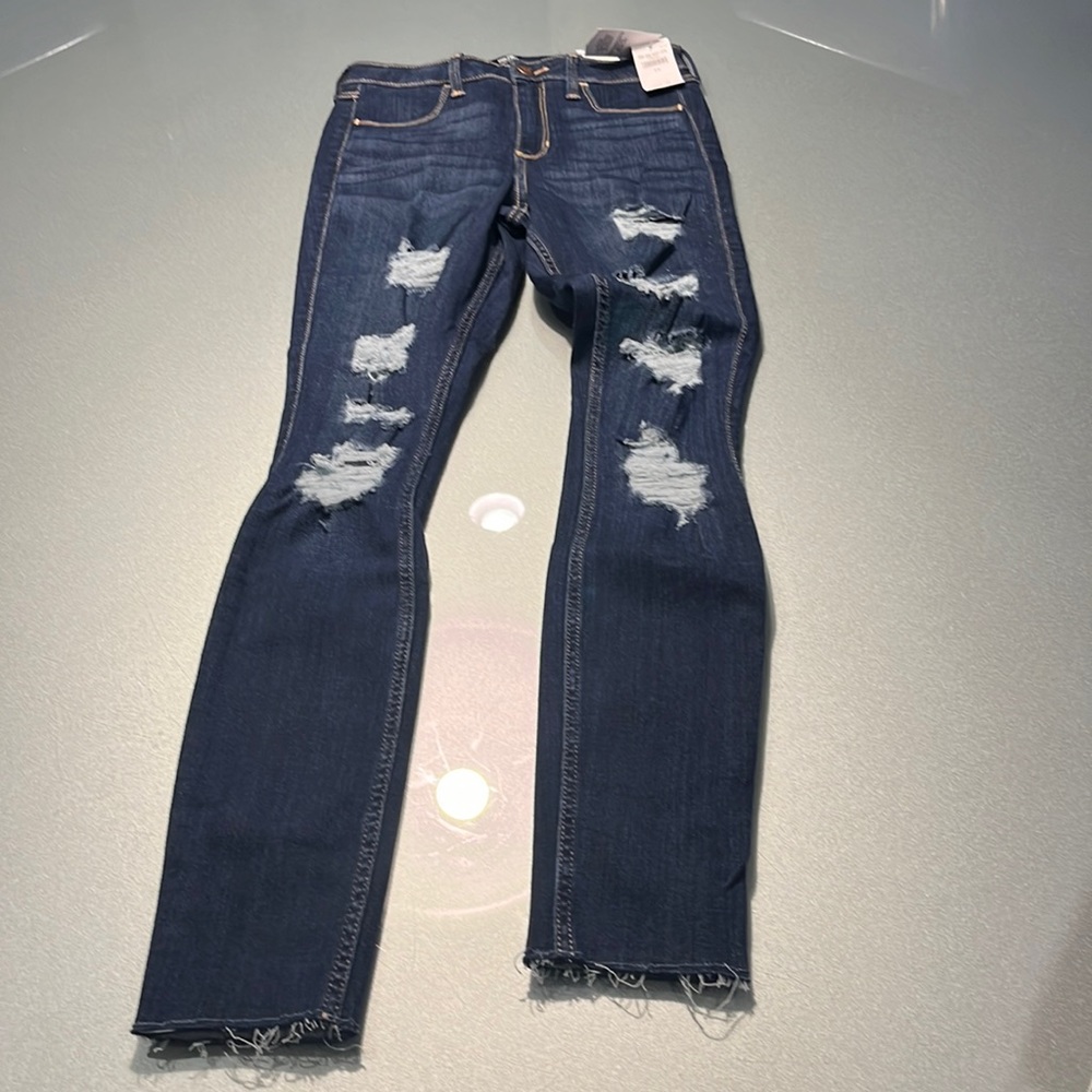 NEW (NWT) Hollister women’s jeans